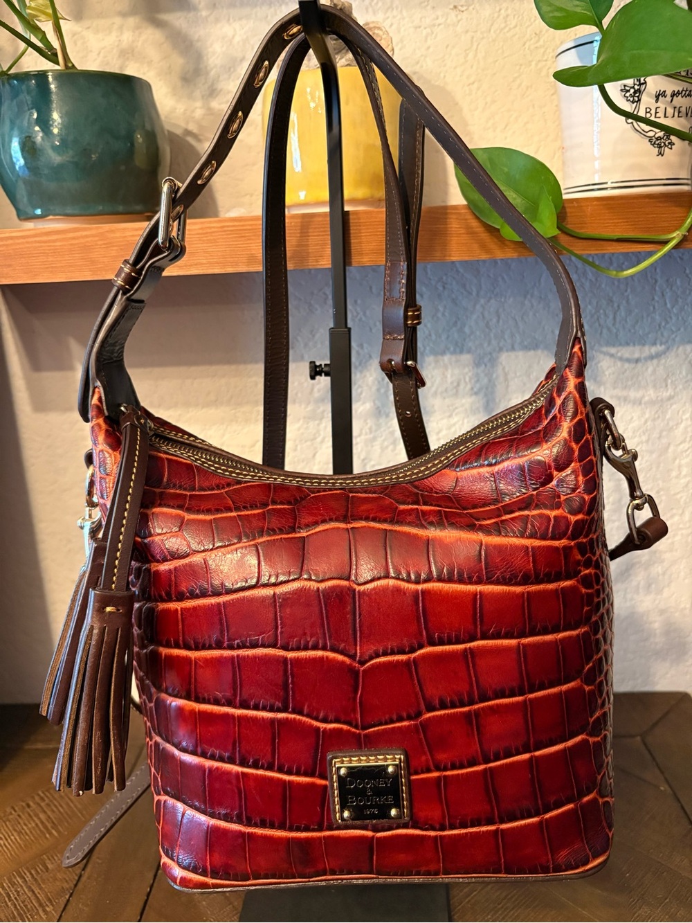 Dooney & Bourke Croco Fino Red Leather Medium Hobo Crossbody Like New no Tags